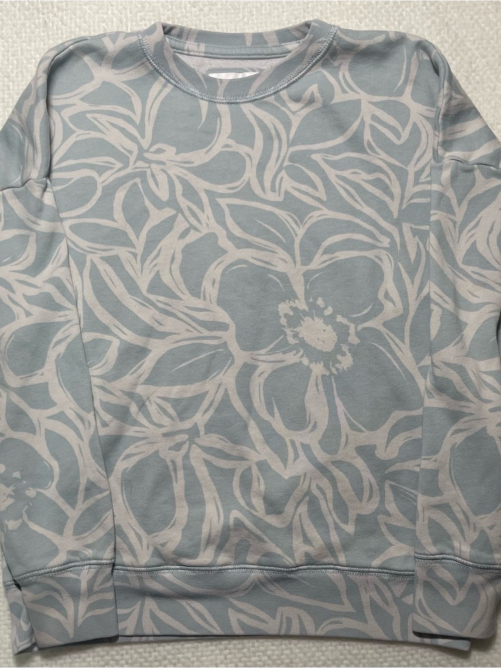 Abercrombie Kids Light Blue Floral Print Crewneck pullover